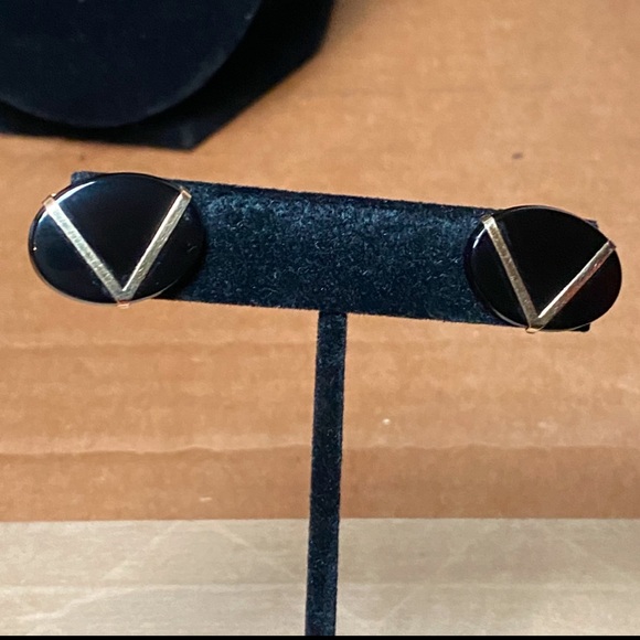 14K Onyx Earrings